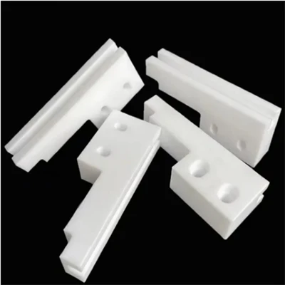 Tikslios dilimui atsparios izoliacinės plastikinės apdirbtos dalys pramoninės nestandartinės PTFE specialios formos dalys